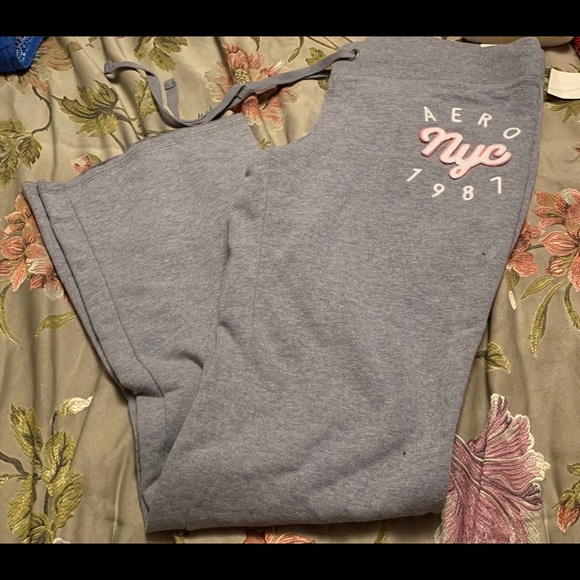 Aeropostale jogger set super pretty brand new - Picture 3 of 3